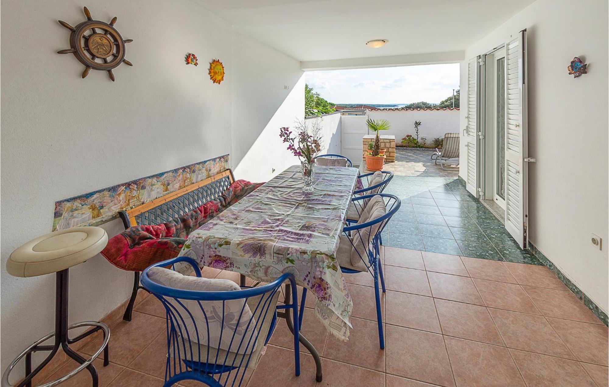 Stunning Apartment In Barbariga With Wifi 外观 照片